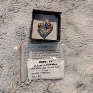 Ring Bomb Party Ring - A Star is Revealed - Size 6 - BRAND NEW